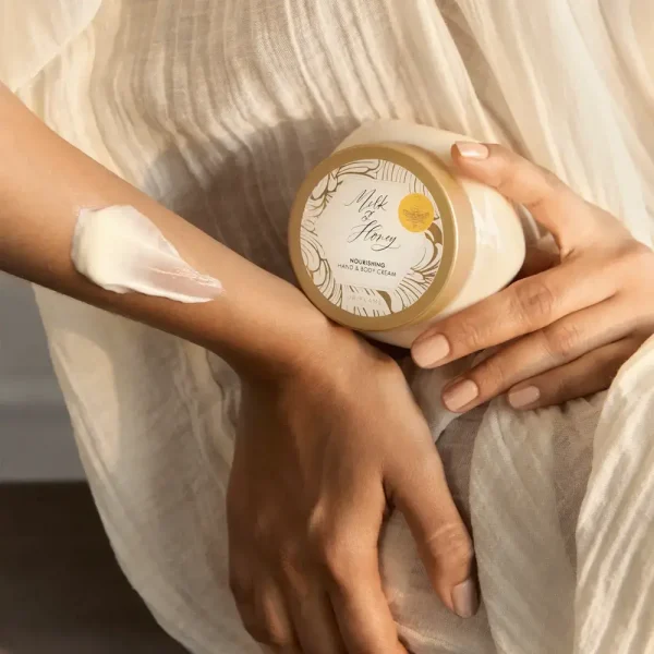 Milk & Honey Gold nourishing Hand & Body Cream 250ml