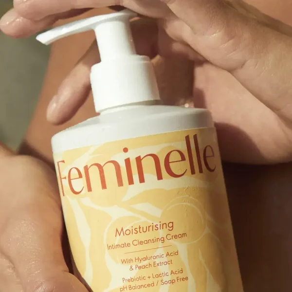 pH balanced feminine wash