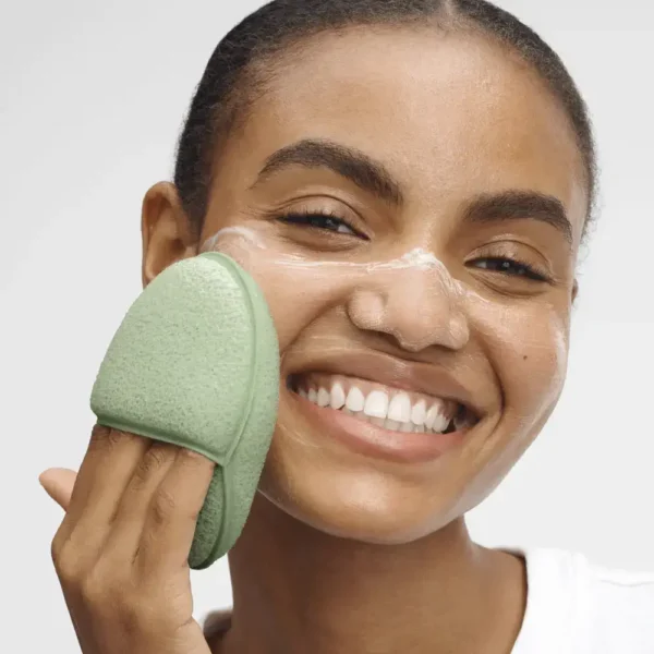 Optimals Soft Creamy Cleanser